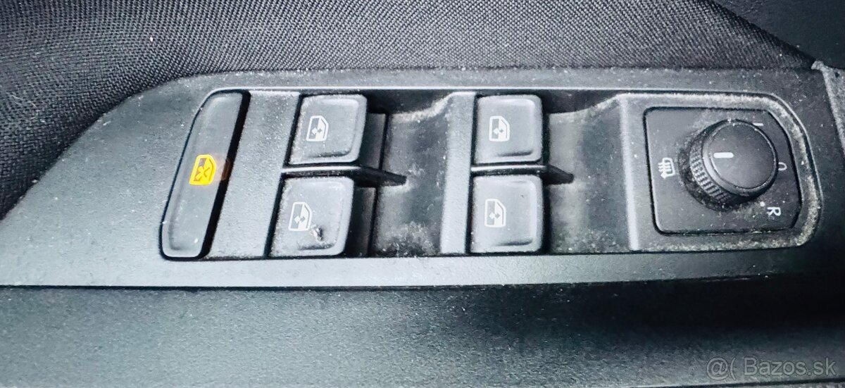 Škoda Scala 1,0 TSI 12/2021,81 KW,AUTOKLIMA,LED,6-s - 17