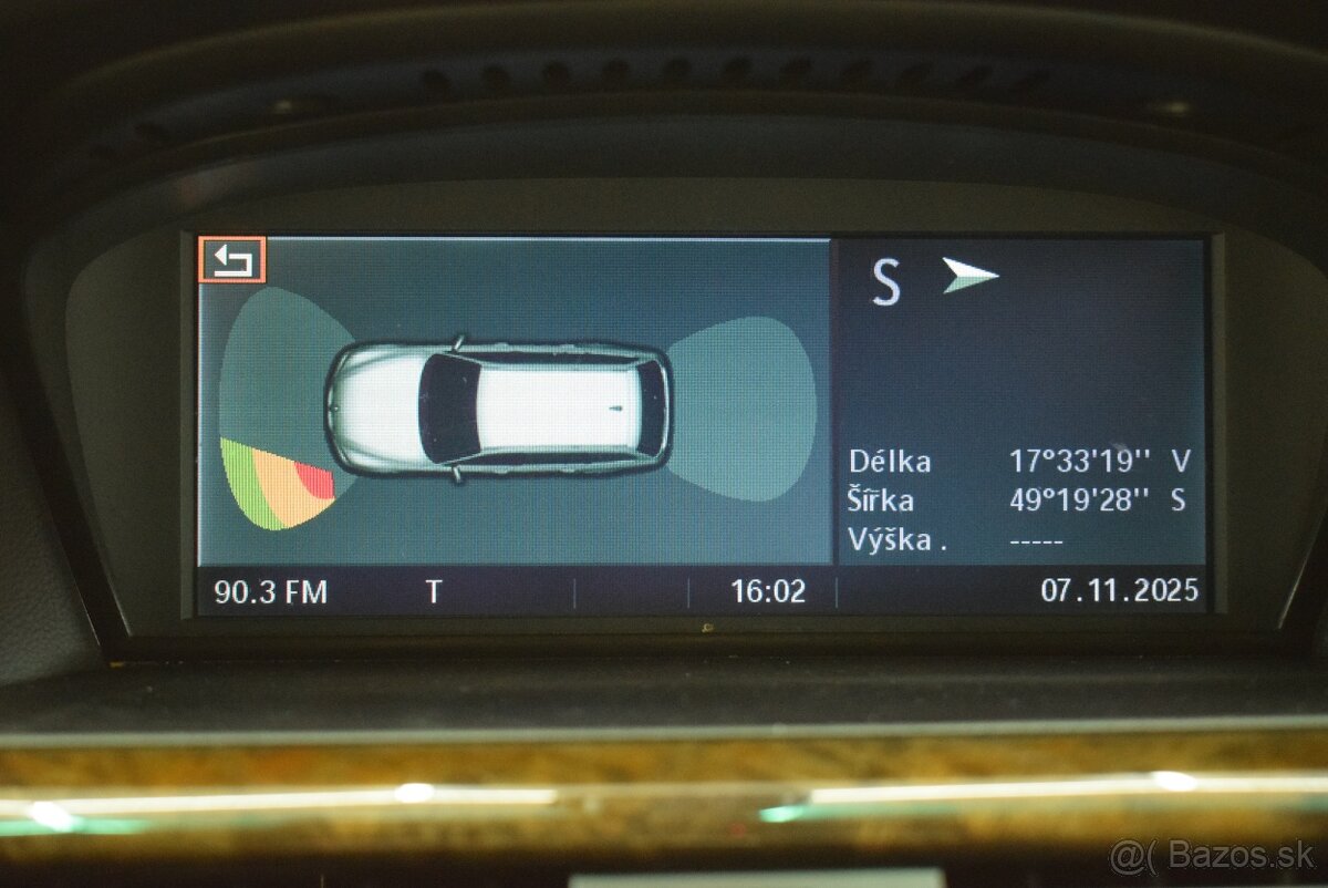 BMW Řada 5 3,0 530XD 170 kW, xen,navi,servis, - 17