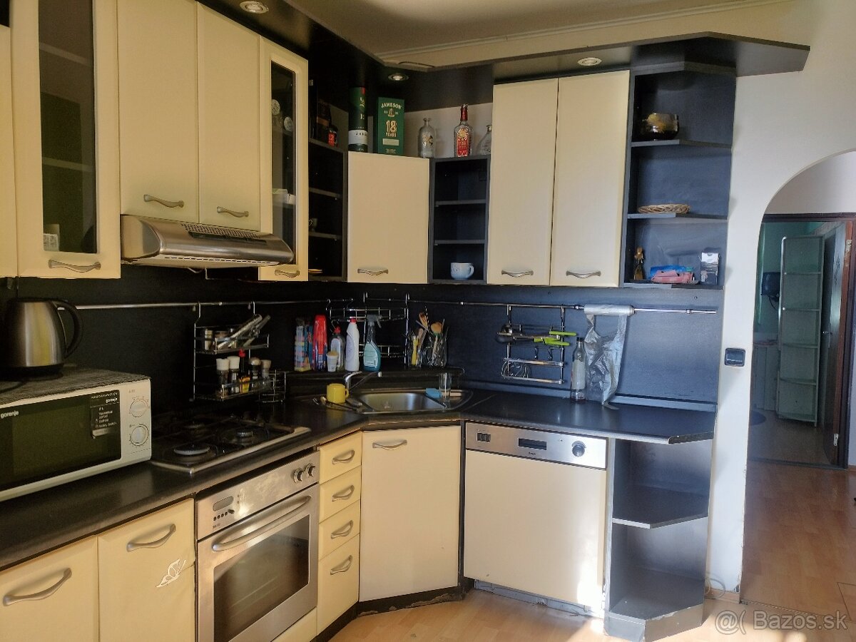 Predaj 3-izbový byt na KVP - 17