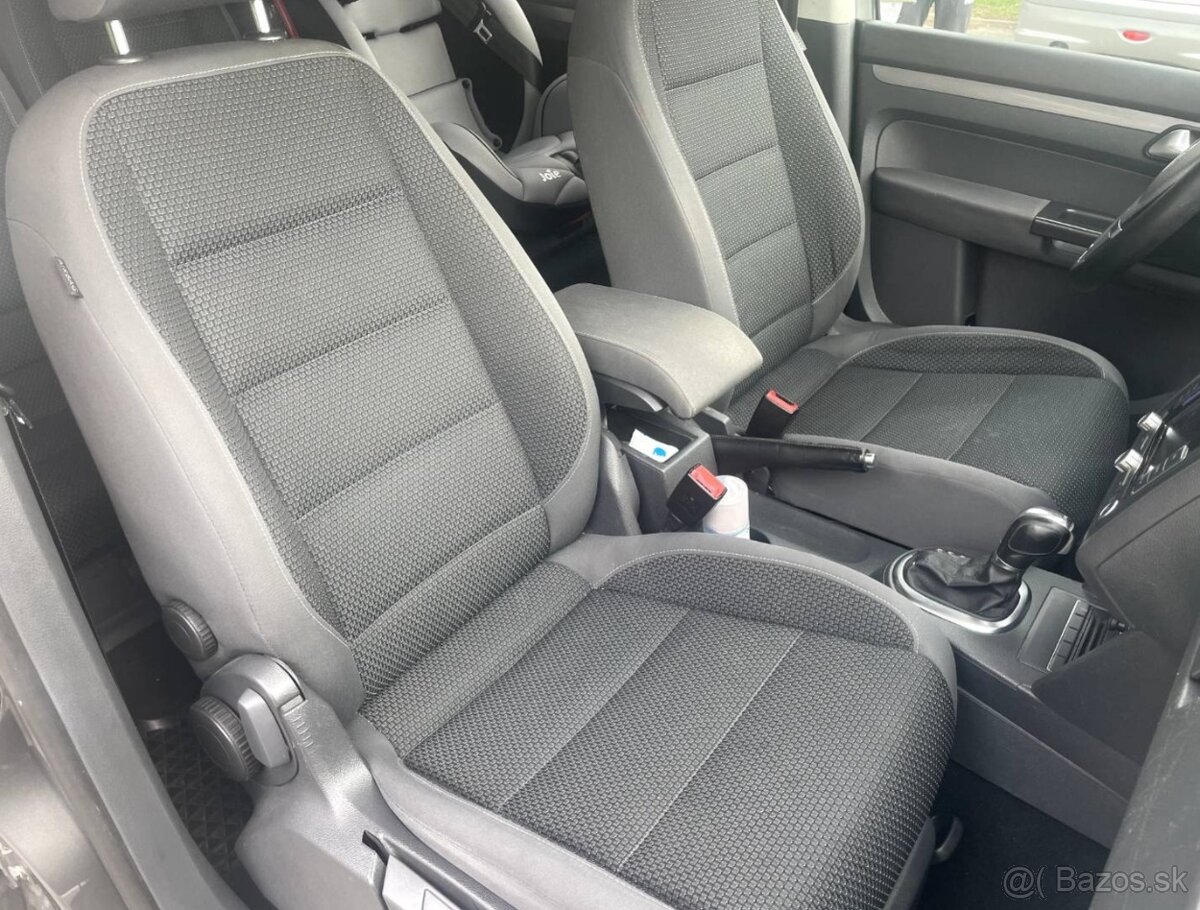 Volkswagen Touran 2.0 TDI - 17