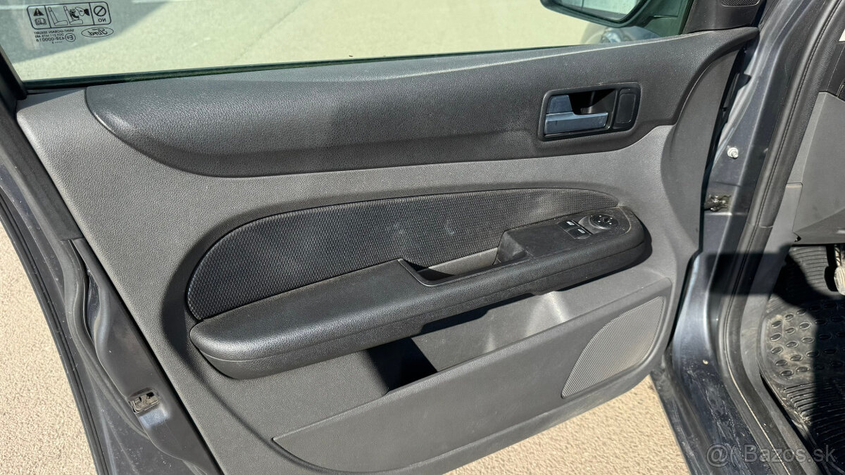 Ford Focus Kombi 1.6 TDCi Trend FE - 17