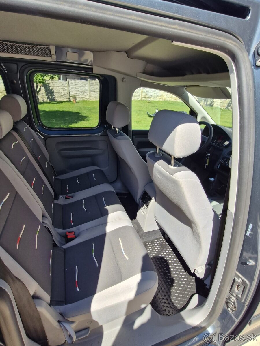 VOLKSWAGEN CADDY Life 1.9TDi - 17