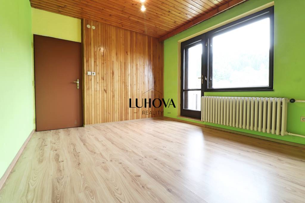 Priestranný a veľkorysý 6-izbový rodinný dom_Záriečie - 17