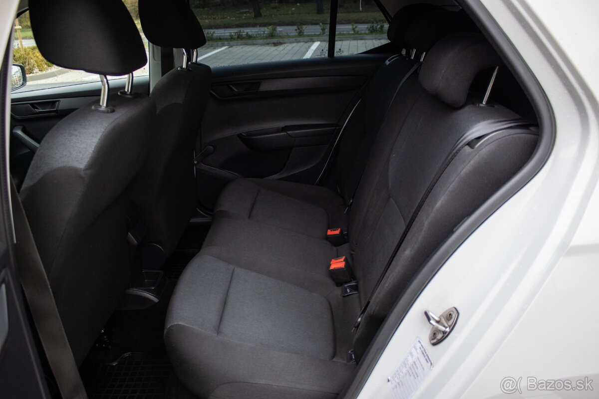 Škoda Fabia 1.0 MPI 44kW Active - 17