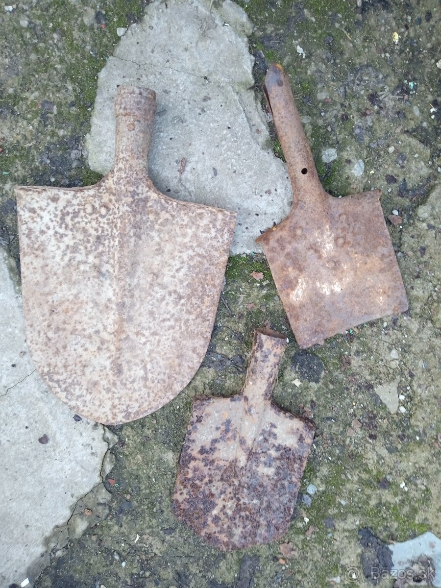 Staré vojenské lopatky - 17