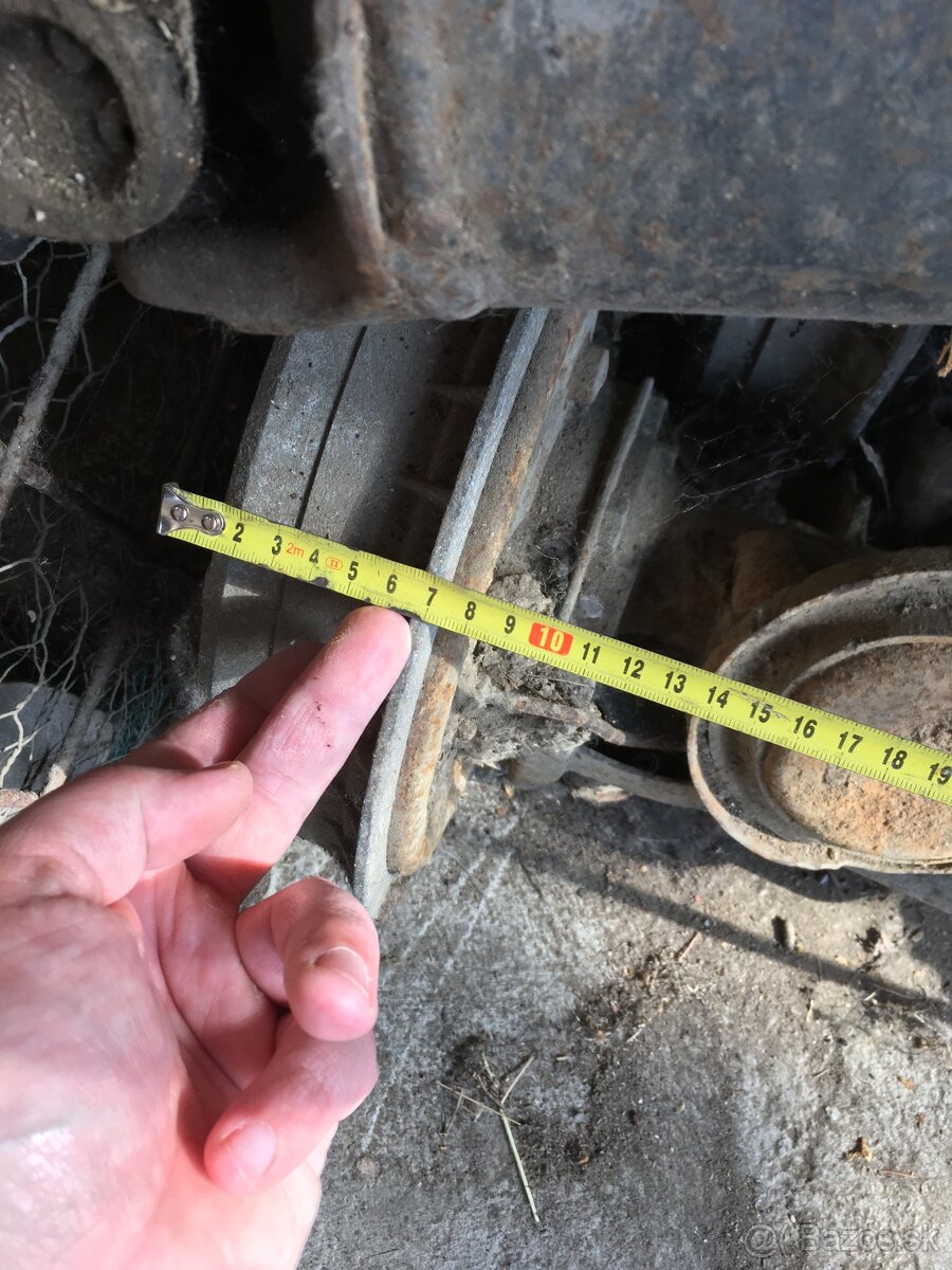 3x náprava Lada Žigula, 2 originál, 1 skracovaná - 17