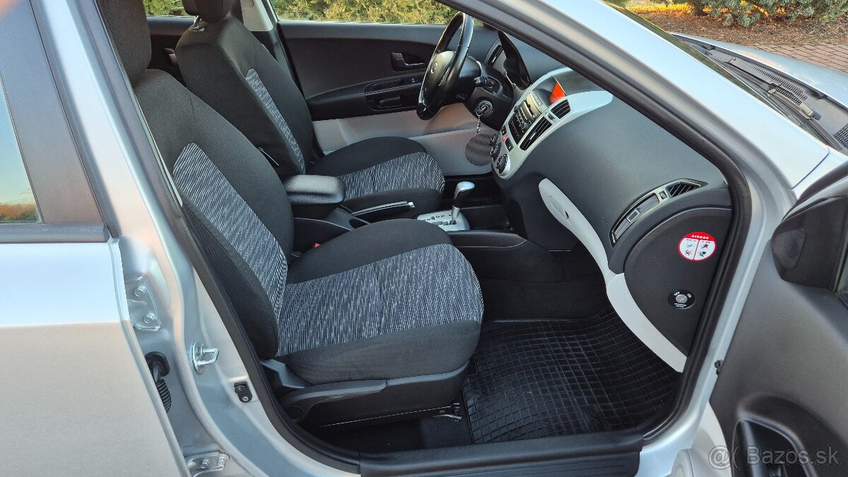 Kia Ceed benzín Automat - 17