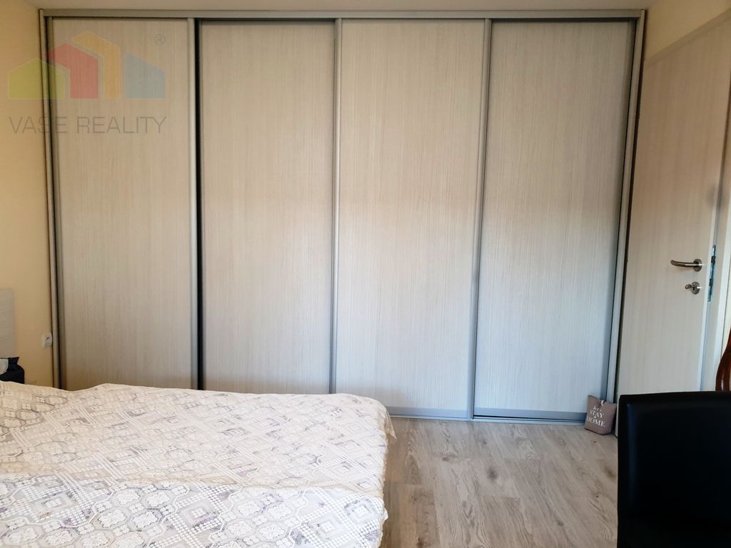 Na prenájom moderný zariadený 2-izbový byt po kompletnej - 17