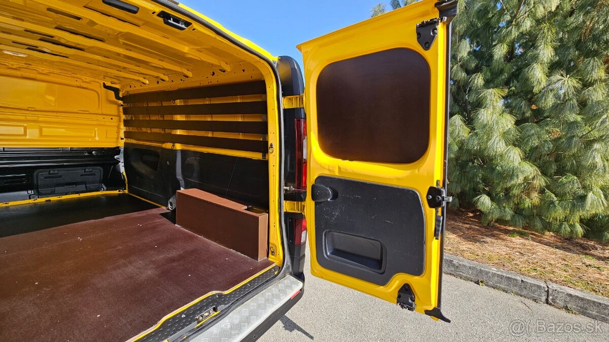 Renault Trafic Furgon Energy dCi 120 L2H1P2 Cool 2016 - 17