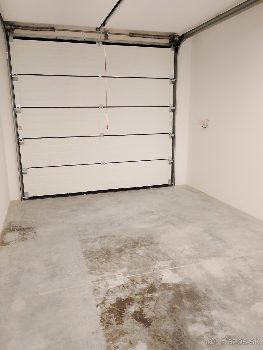 Prenájom rodinného domu - 17