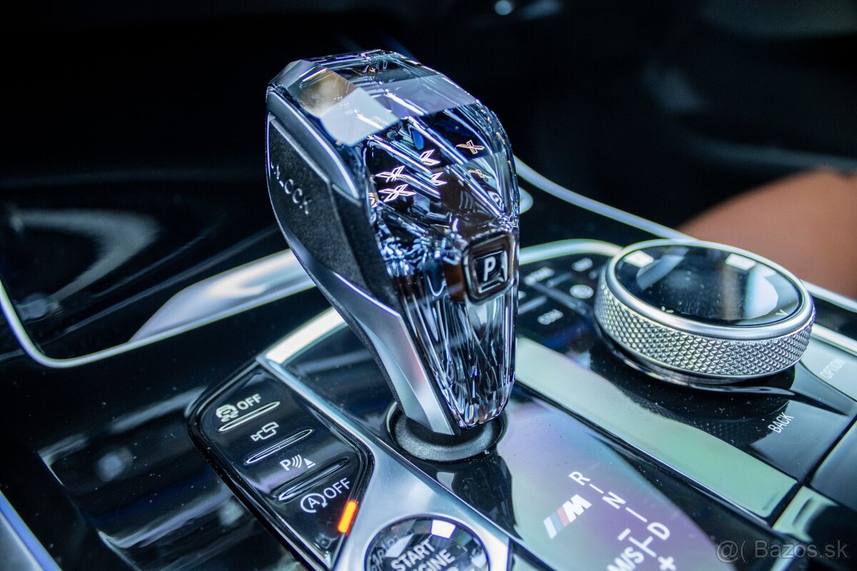 BMW X5 xDrive M50d A/T - 17