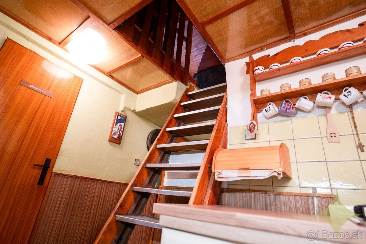 Predaj útulnej, murovanej rekreačnej chaty v tichej časti Du - 17