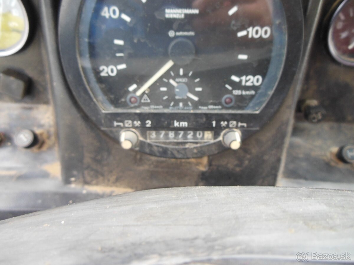 Tatra T815, 6x6 - 17