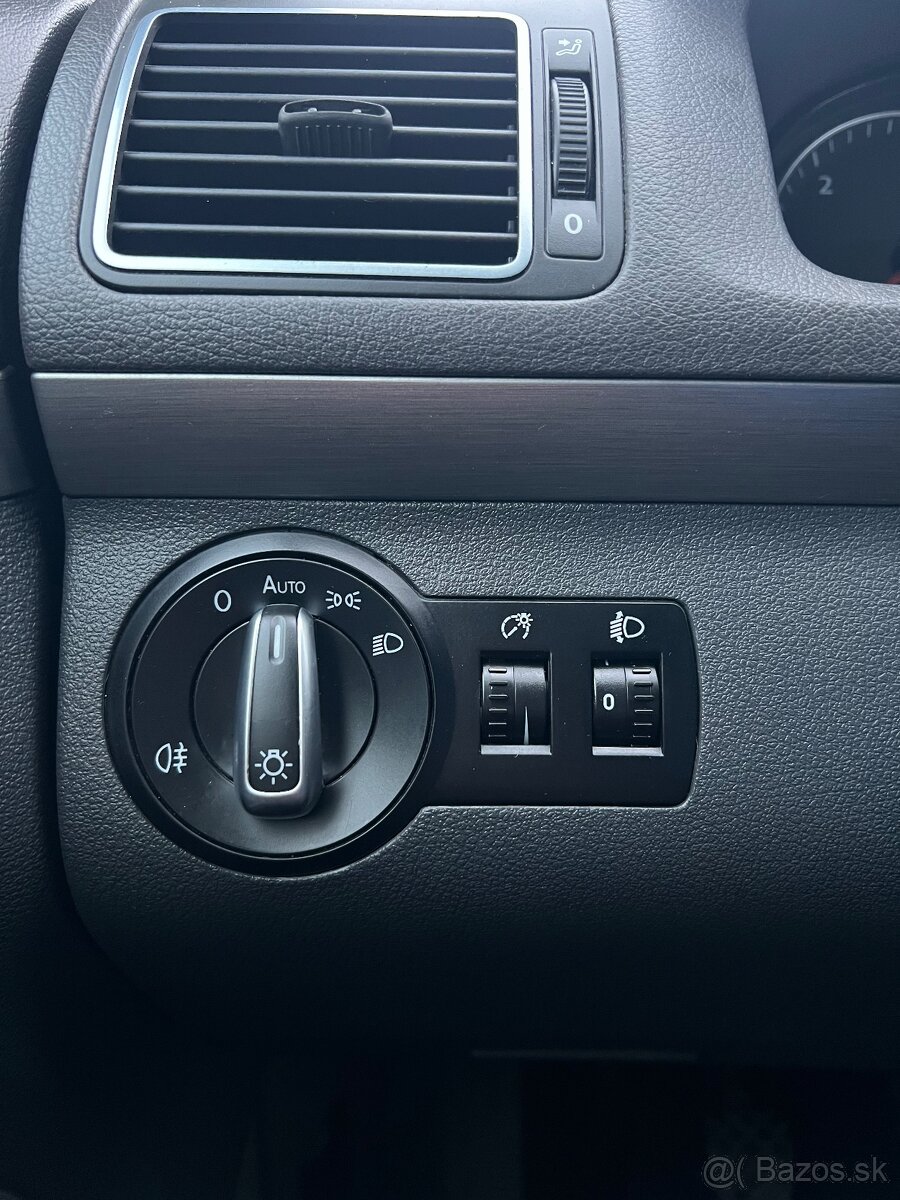 PREDAM VOLKSWAGEN TOURAN 2.0TDi 103kW CFHC dovoz DE - 17