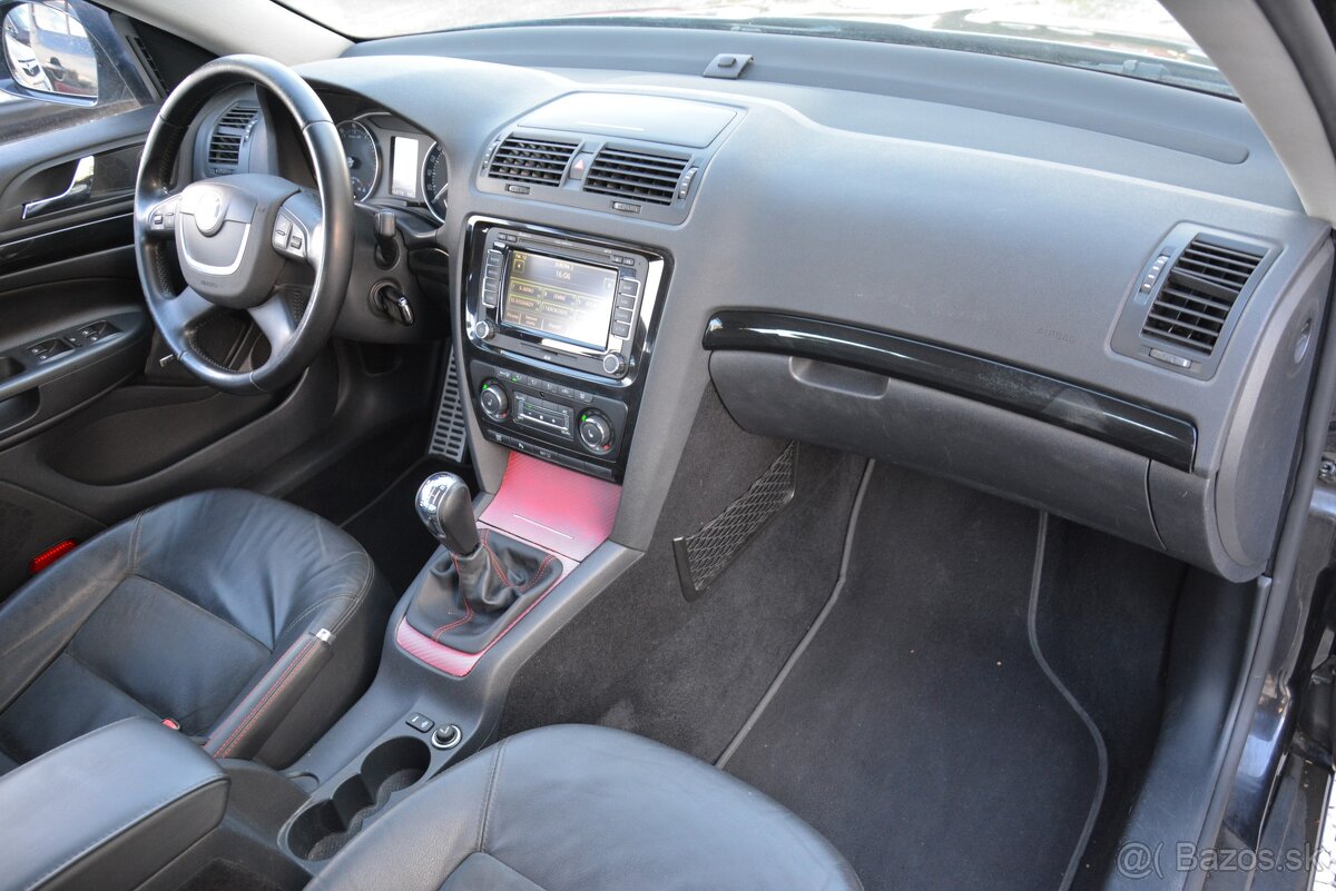 Škoda Octavia 1.80 Tsi Laurin & Klement - 17