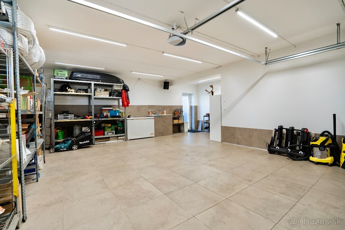 Moderný inteligentný bungalov s fotovoltaikou. - 17