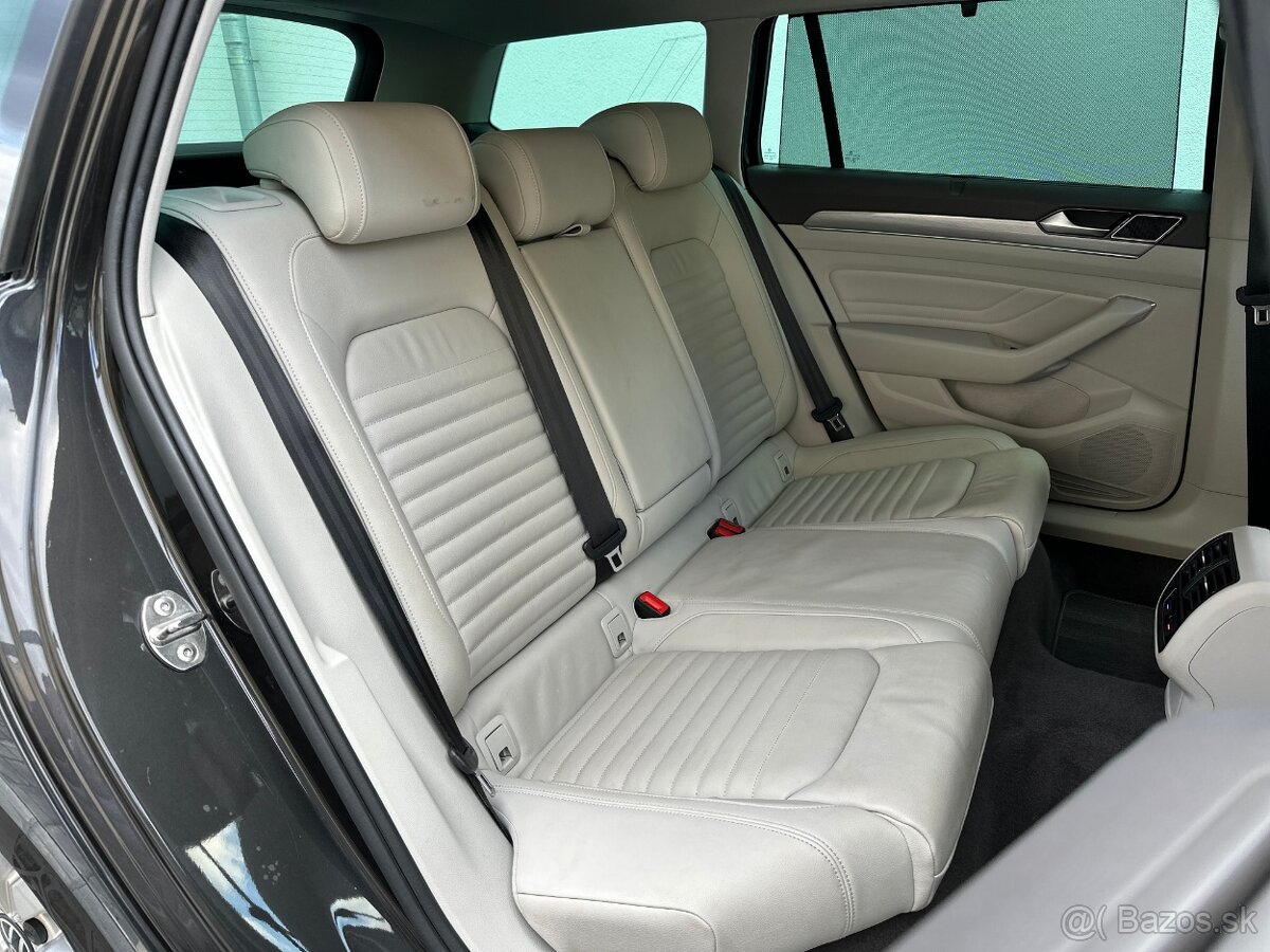 Volkswagen Passat Variant 2.0 TDI Elegance DSG 150 PS 2021 - 17