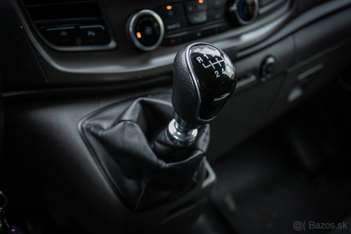 Ford Transit Custom 2.0 96kW, 9 miest. - 17