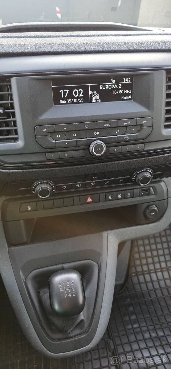 Opel Vivaro Zafira Life 1.5 CDTi 120k M Enjoy štandard - 17