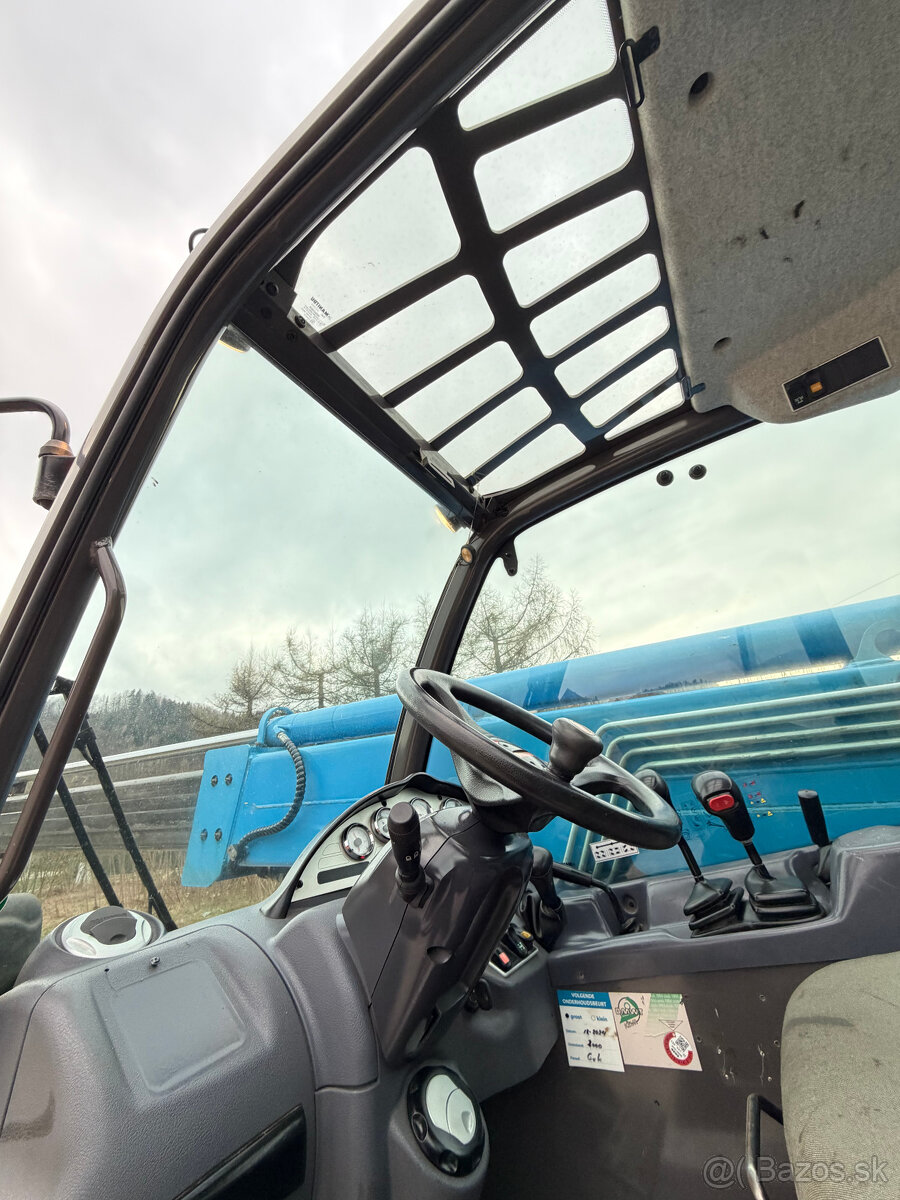 Teleskopický manipulátor Manitou MT932 (dosah 9 m). Nosnosť - 17