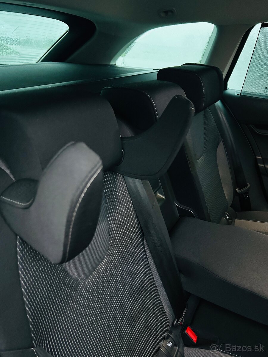 Škoda Octavia Combi 4 IV 2.0 TDI, 129.700 km, MATRIX/VIRTUAL - 17