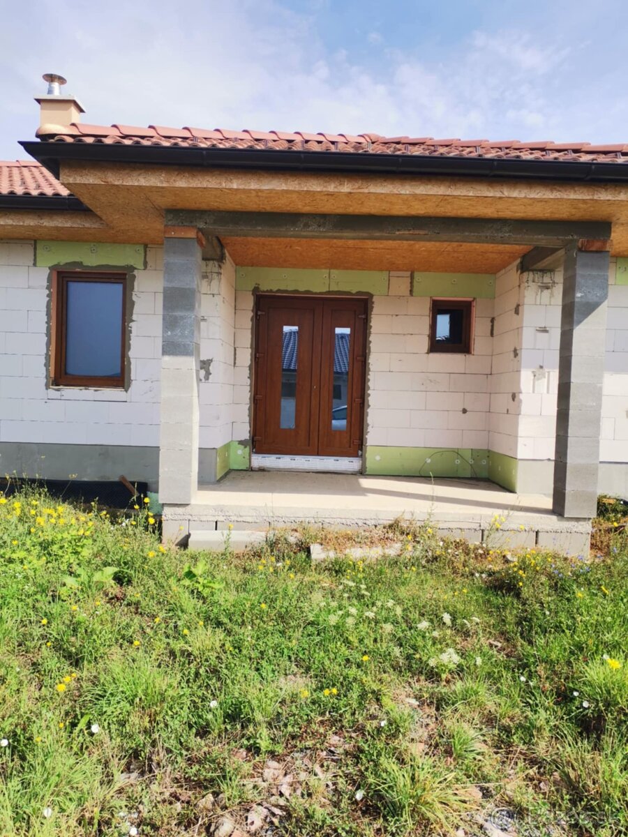 Výborná lokalita, RD pre náročných - 17