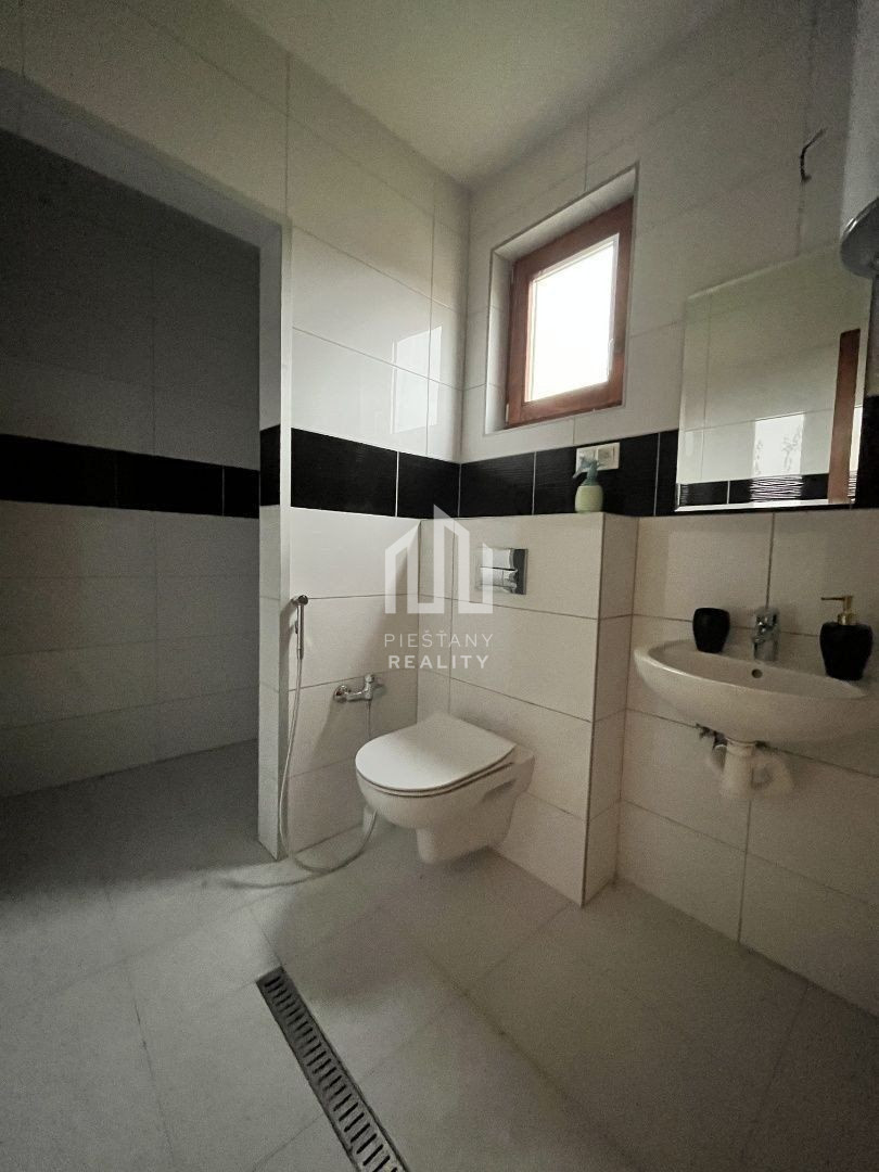 NOVÁ CENA 4-izbový RD s potenciálom ďaľšieho 3i domčeka na - 17