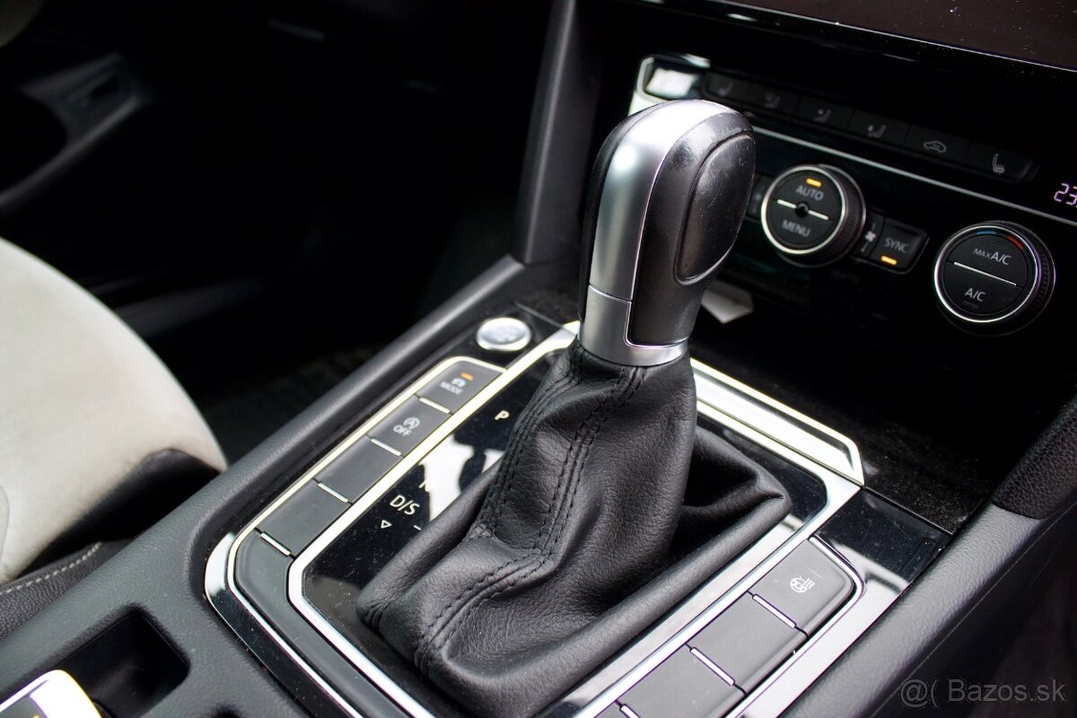 Volkswagen Passat 2.0 TDI, R-Line, odpočet DPH - 17