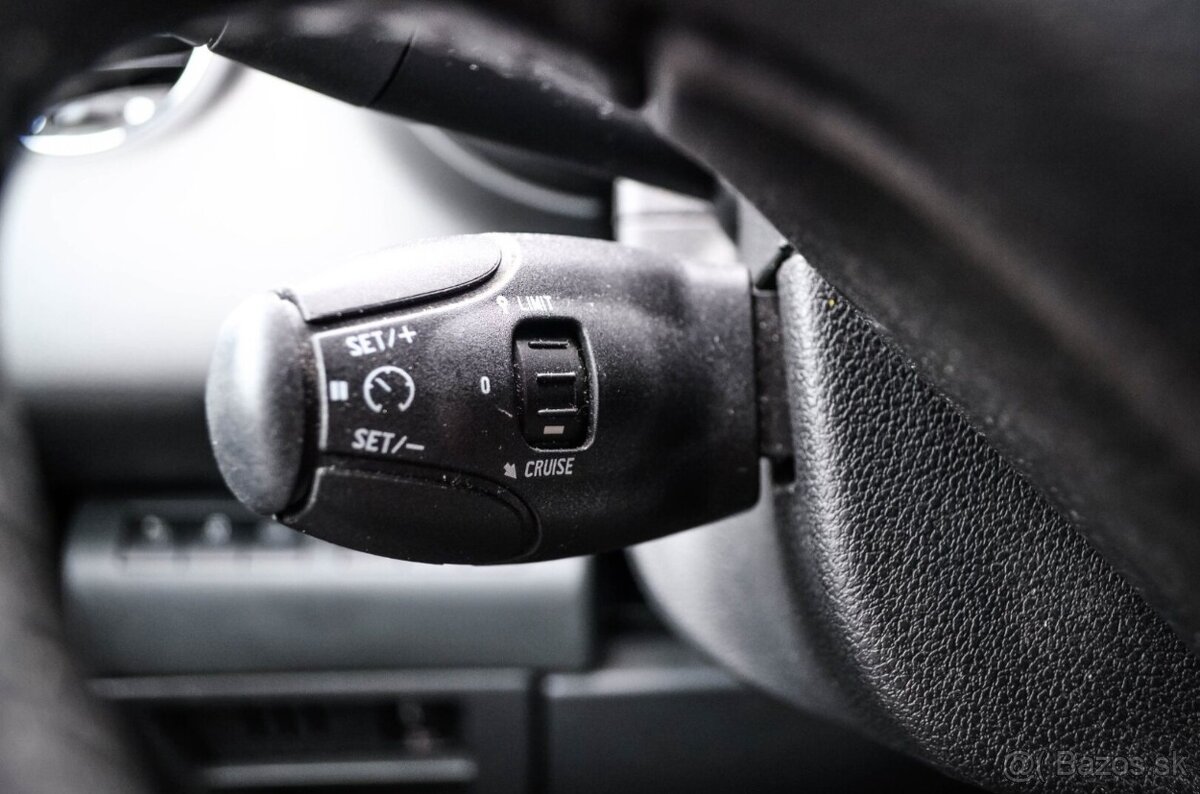 Peugeot 3008 1.6 blueHDI - 17