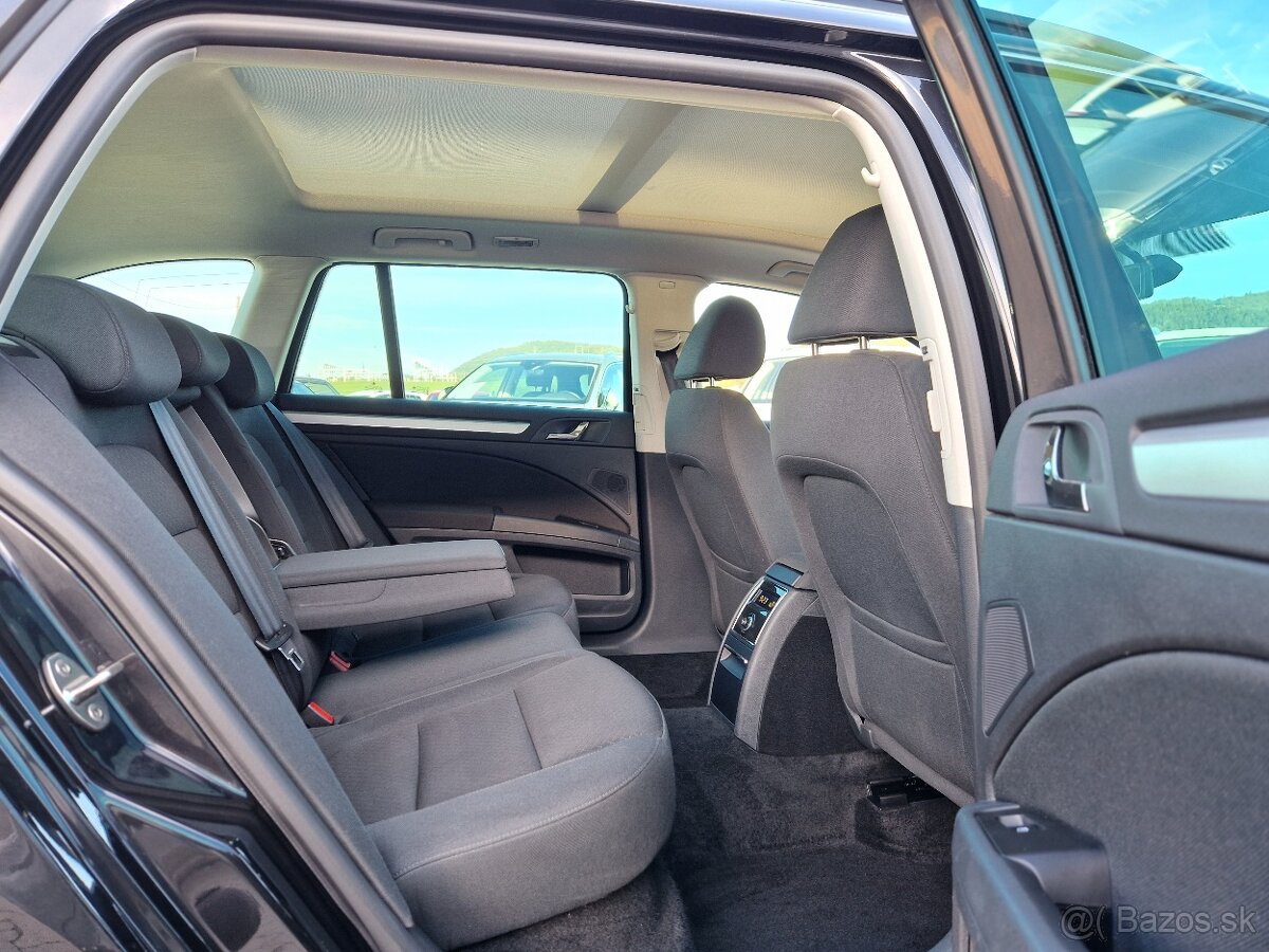 Škoda Superb Combi 2.0 TDI CR Elegance - 17