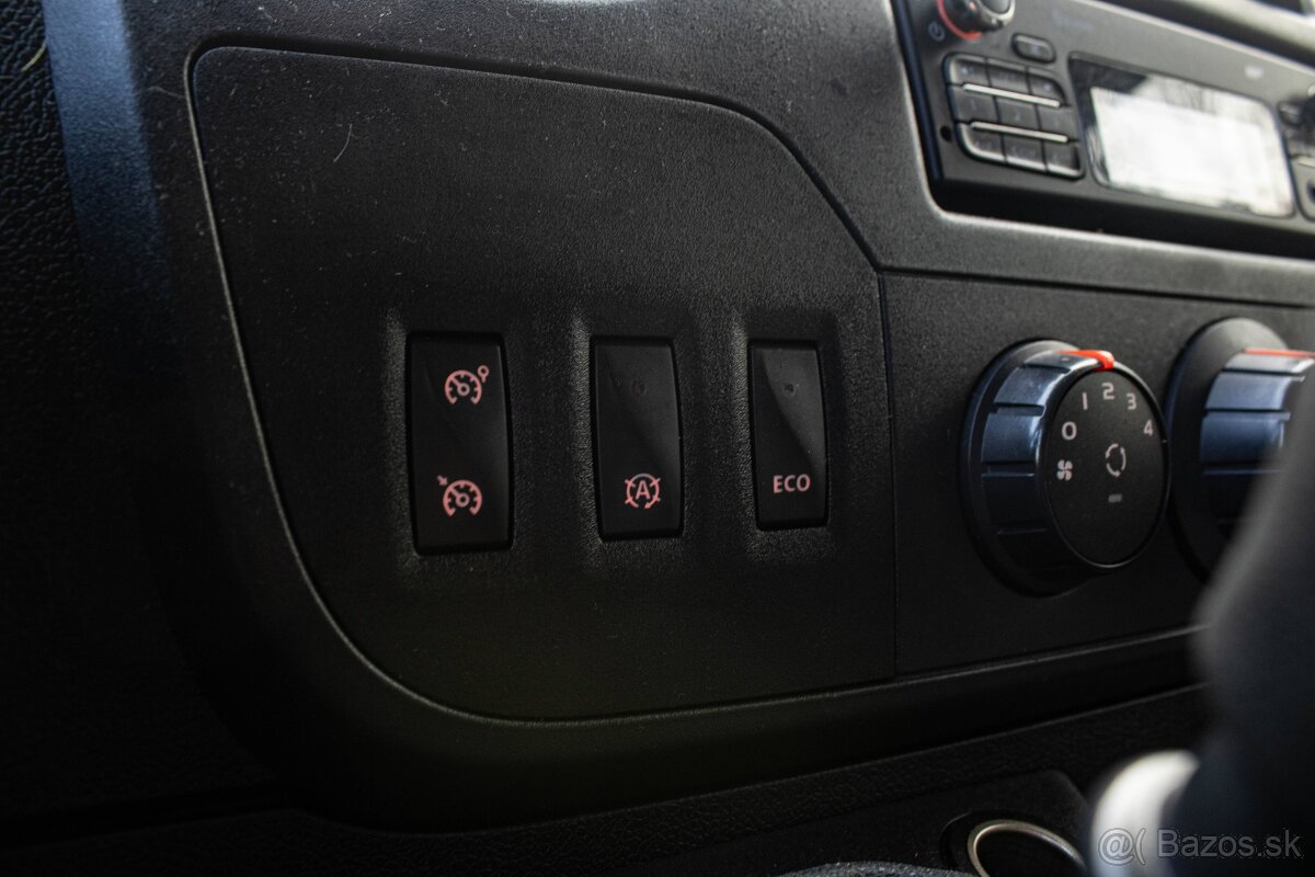 Renault Master 2.3 Diesel 107 kW, 6MT - 17