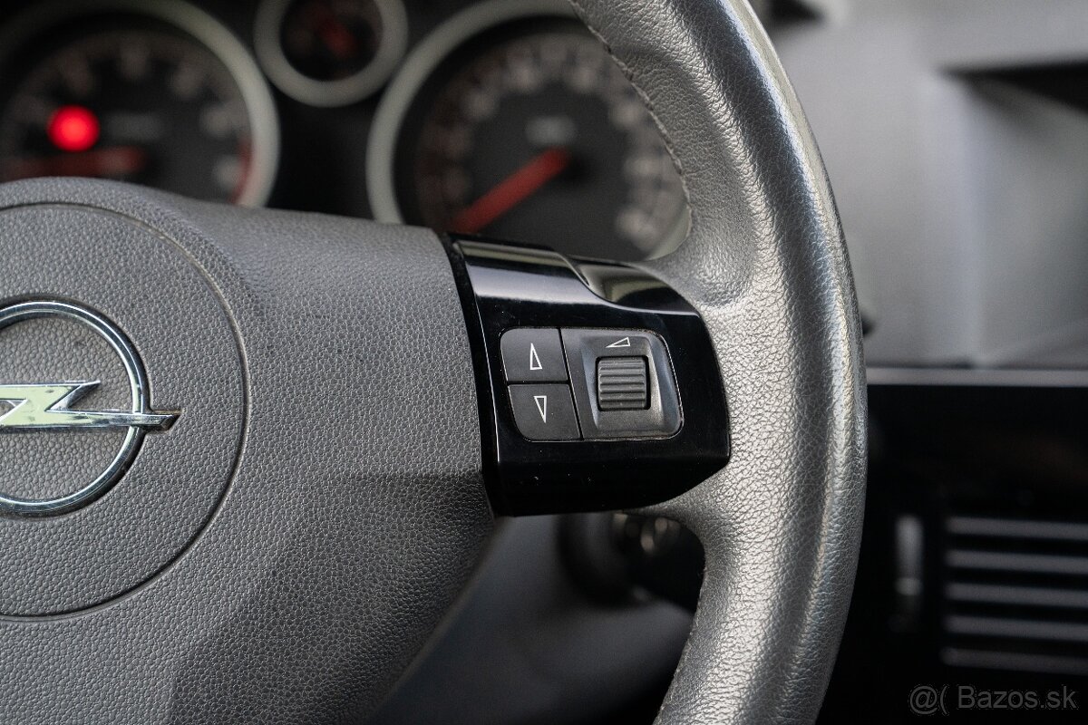 Opel Astra 1.4i, SR-vozidlo - 1.majiteľ - 17