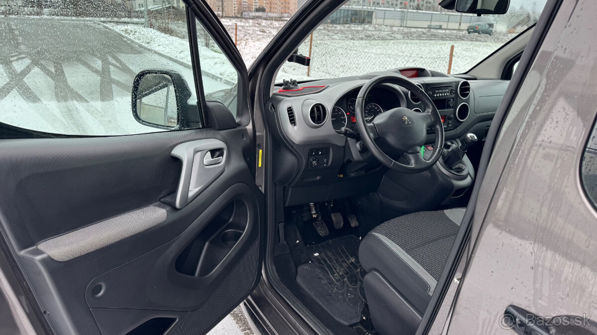 Peugeot Partner Tepee 1.6 BlueHDi 110k Access - 17