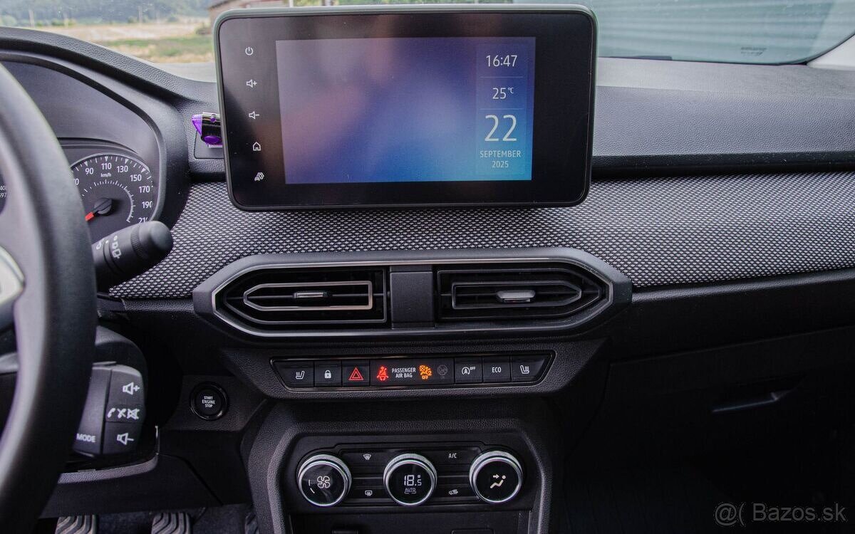 Dacia Jogger 1.0 TCe 110k Extreme 7 miest - 17