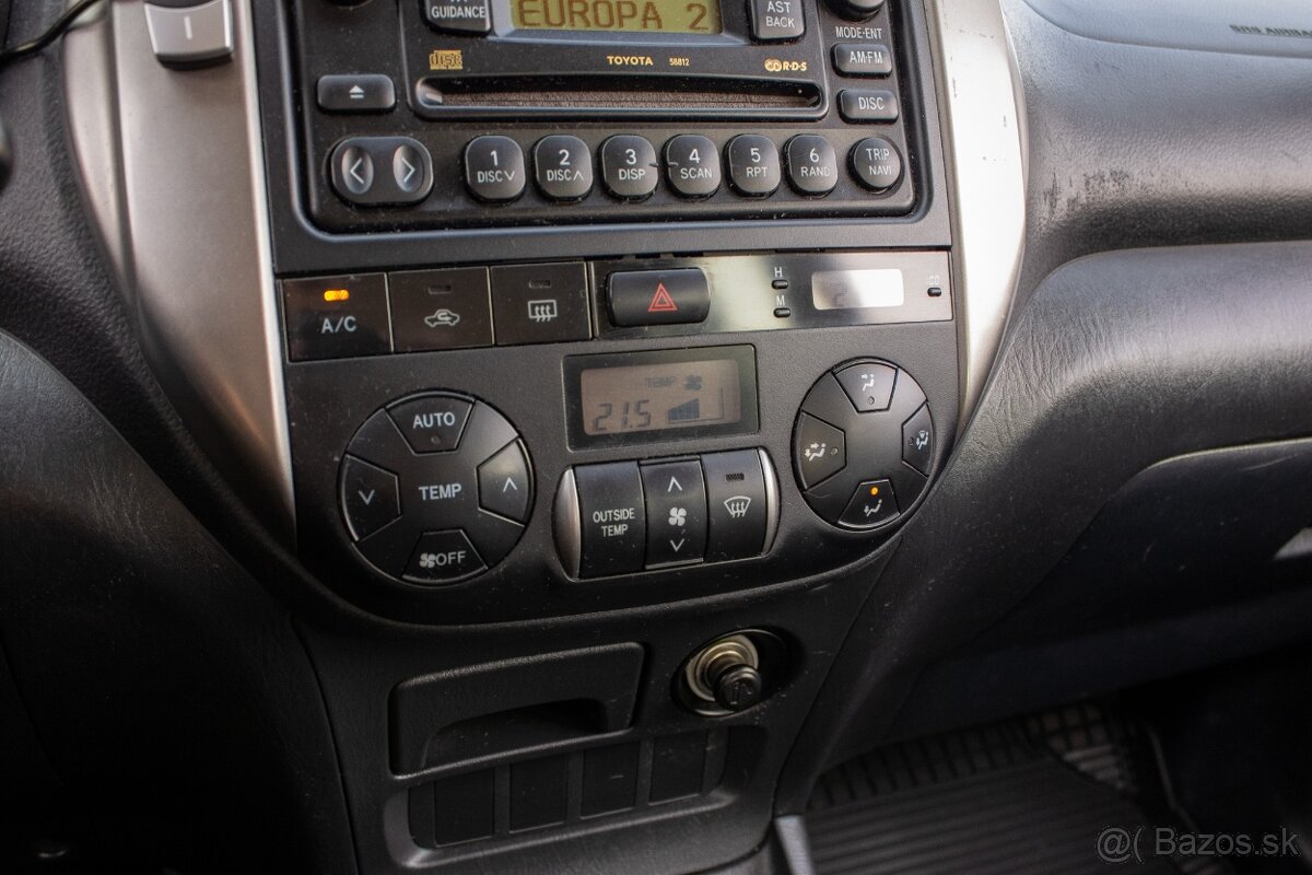 Toyota RAV4 2.0 D-4D - 17