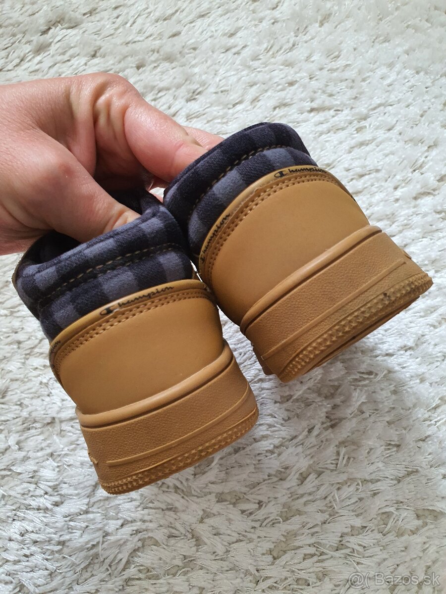 Tenisky vans 24, champion 26 - 17