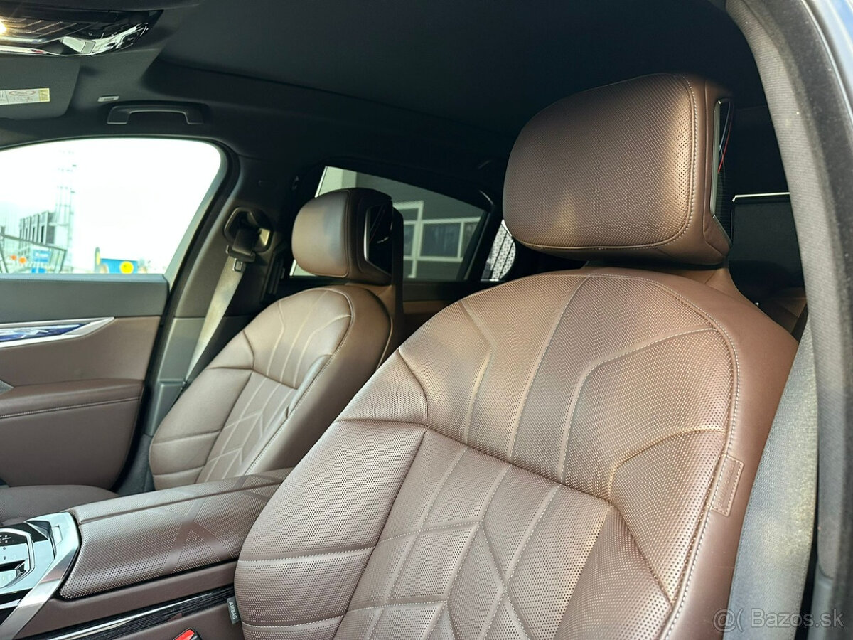 BMW Rad 7 740d mHEV xDrive A/T - 17