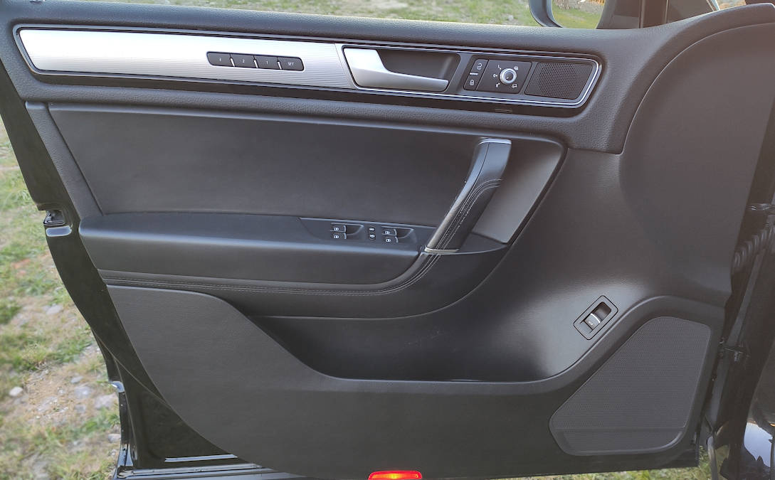 VW Touareg 3.0 V6 TDI 4 Motion - 17