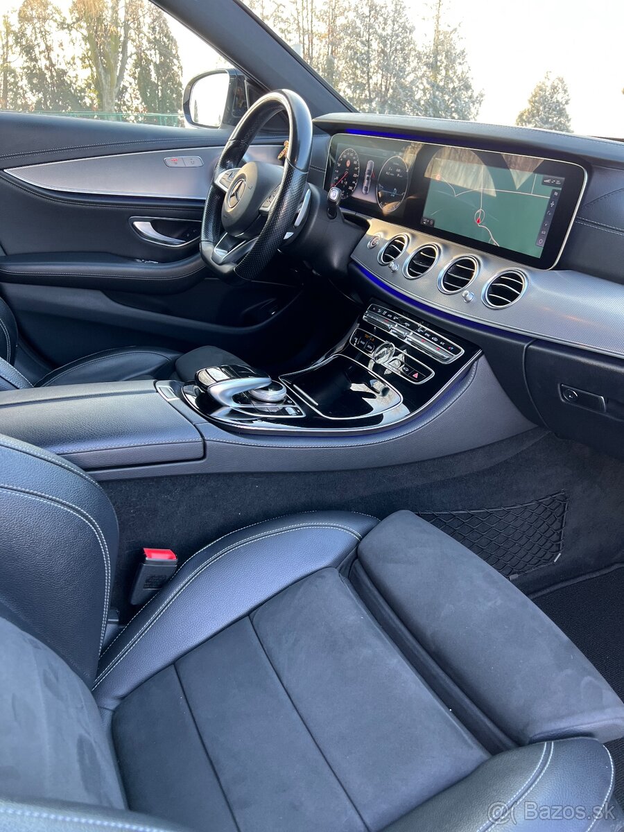 Mercedes-Benz E220d 4Matic / AMG Line /Dph - 17