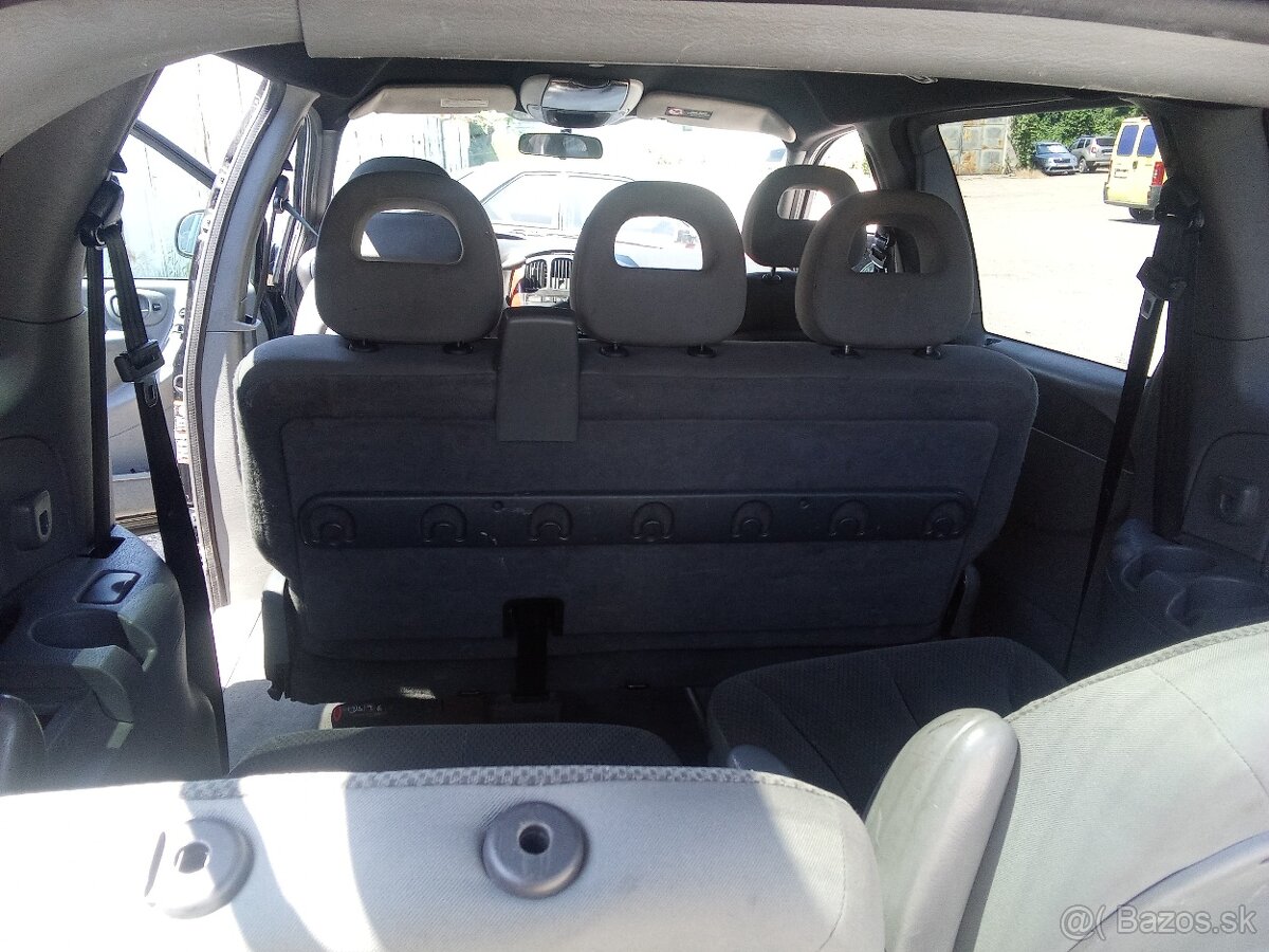 Predám Chrysler Voyager - 17