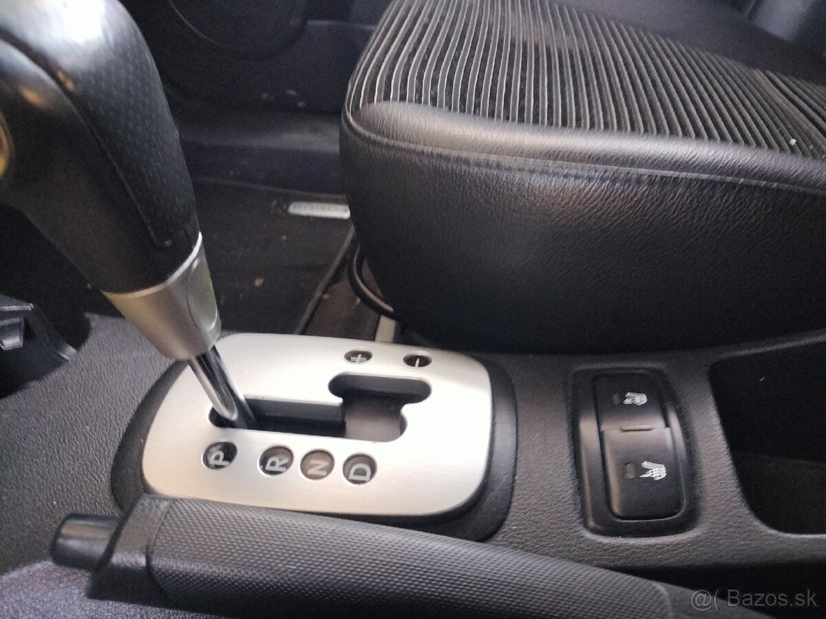 Kia Sportage 2.7i V6 129kw AT 4X4 LPG Rok 2006 - 17