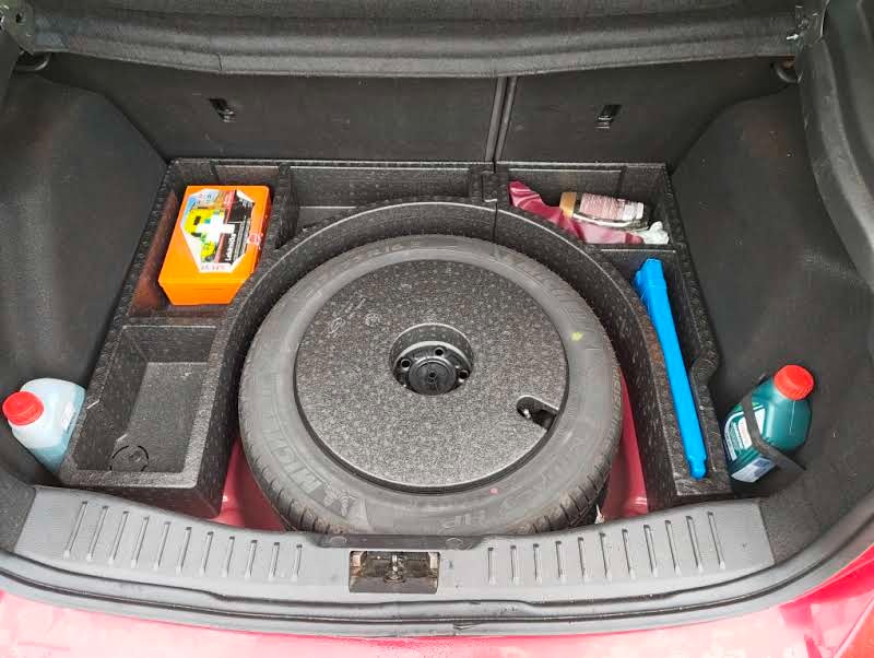 Surne predam Ford Focus 1.6 ecoboost benzin 2011 - 17