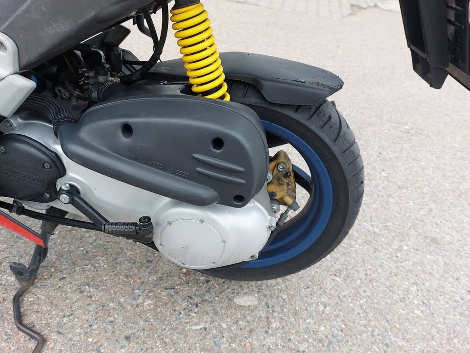 2005 APRILIA SR 50 naj.15000 KM po servisu - 17