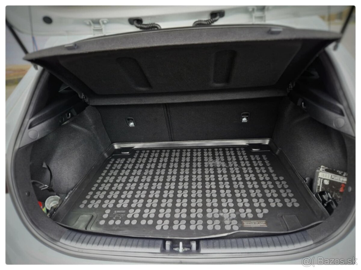 Kia Ceed 1.5 T-GDi Gold - 17