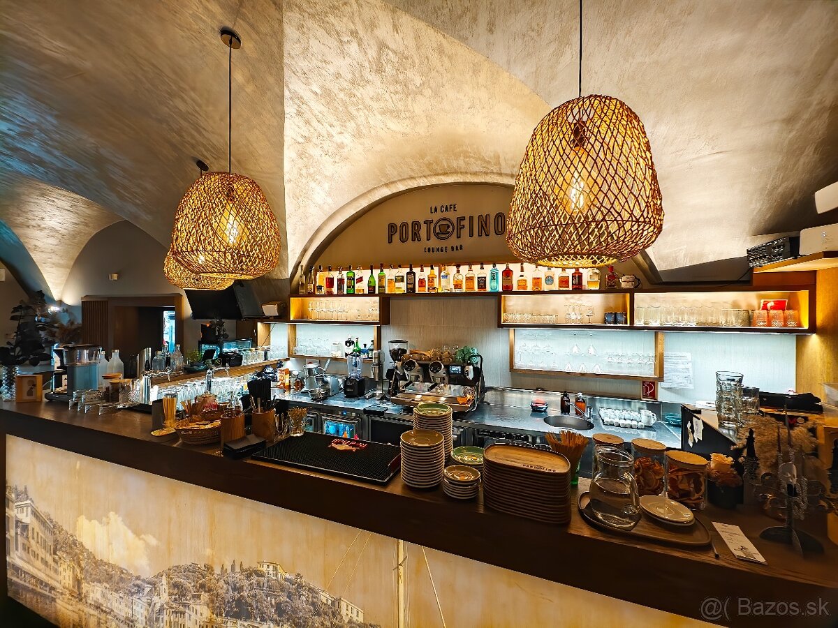 Luxusná zabehnutá kaviareň ul. Hlavná, Košice - Staré Mesto - 17