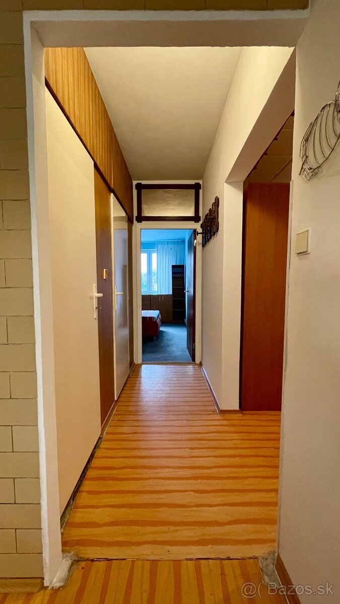 Prenájom 4-izbového bytu na sídlisku Zapotôčky v Prievidzi - 17