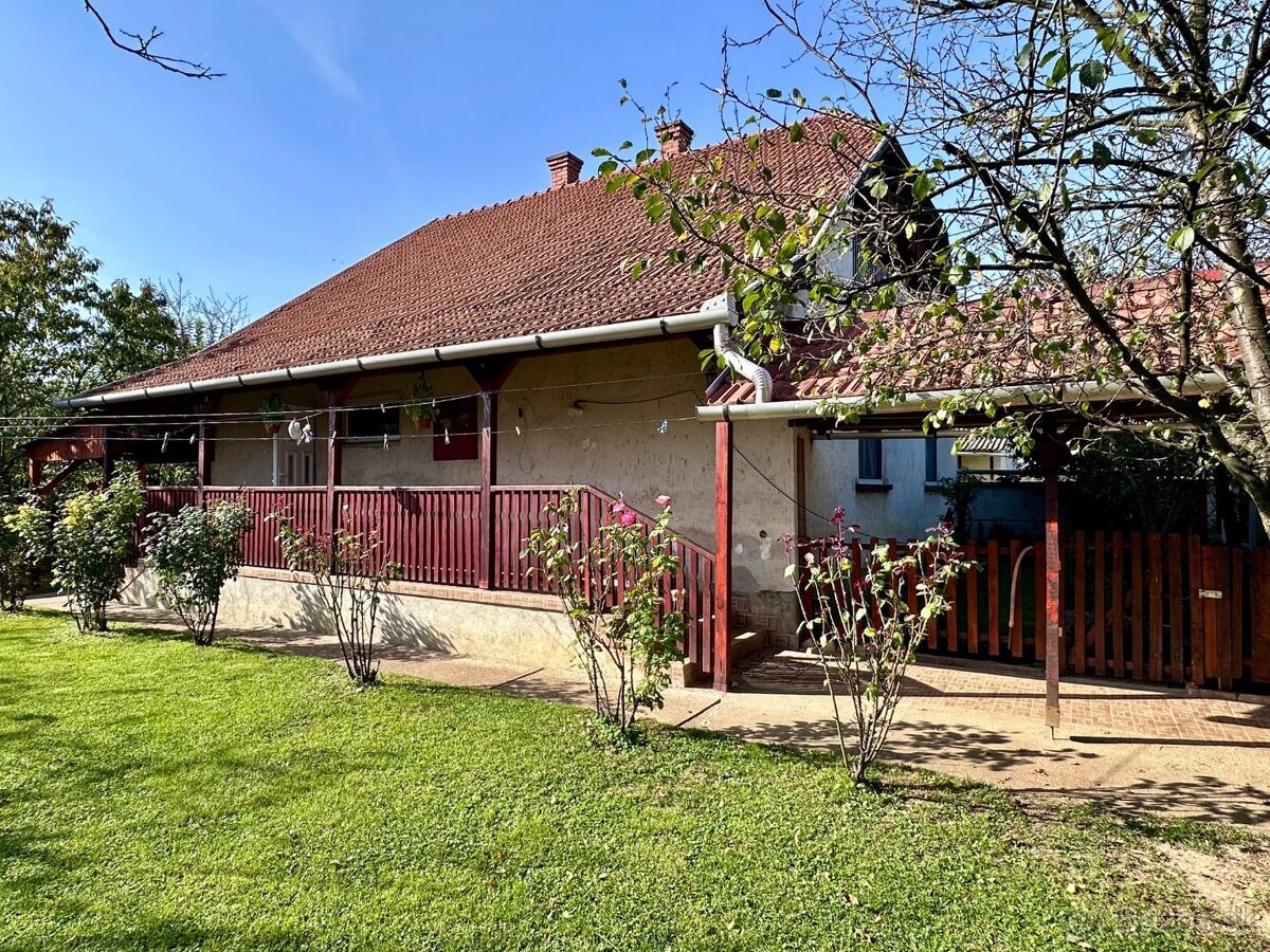 MAĎARSKO - SZENDRO 4 IZBOVÝ RODINNÝ DOM NA KĽUDNOM MIESTE - 17