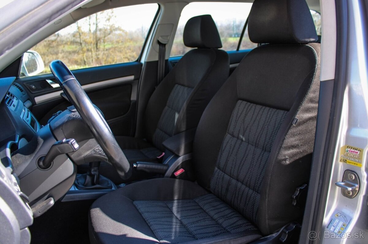 Škoda Octavia Combi 1.6 TDI CR DPF Classic - 17