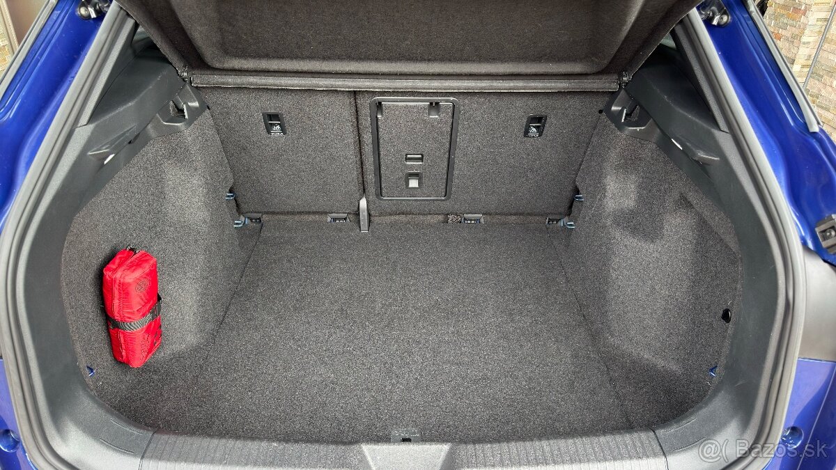 Volkswagen ID.4 Pro Performance 77kWh, Ťažné - 17