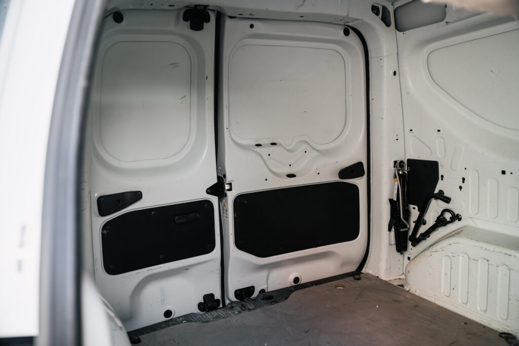 Renault Express 1.5 dci M6 - 17